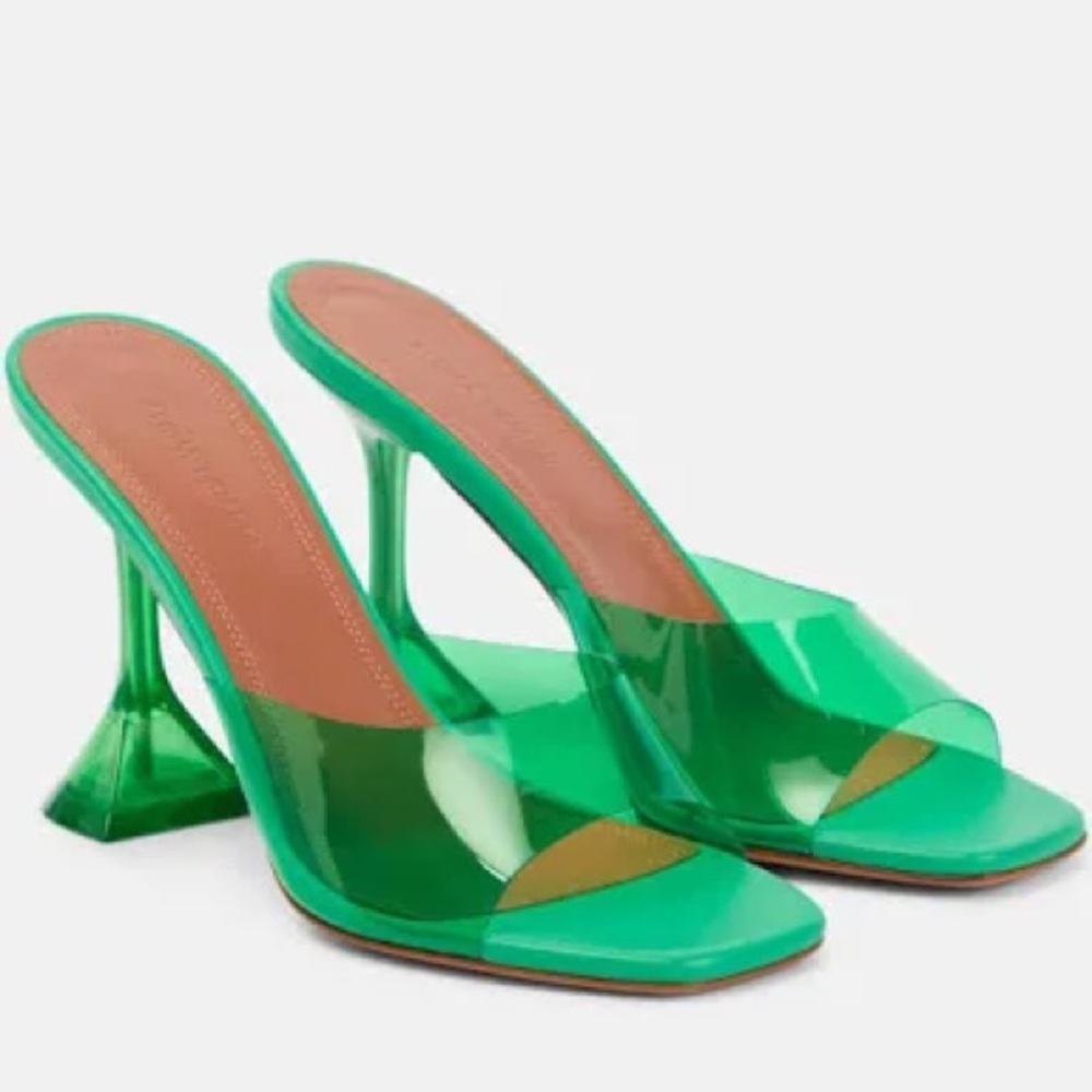 Amina Muaddi
high-shine finish open-toe sandals